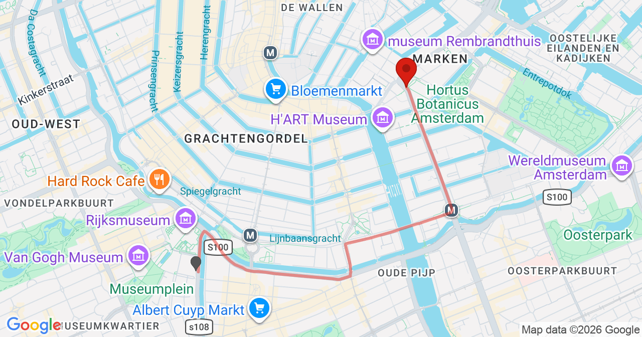 Kaart van het incident in Amsterdam met de aanrijroutes van de gealarmeerde eenheden