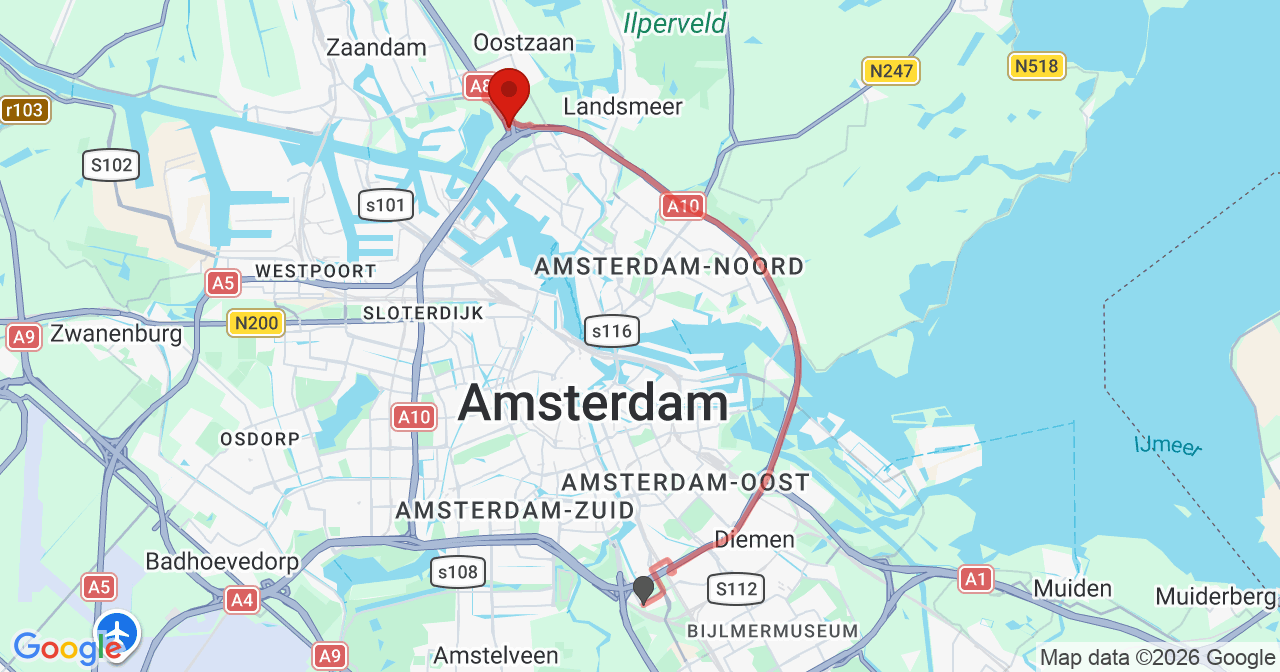 Kaart van het incident in Amsterdam met de aanrijroutes van de gealarmeerde eenheden