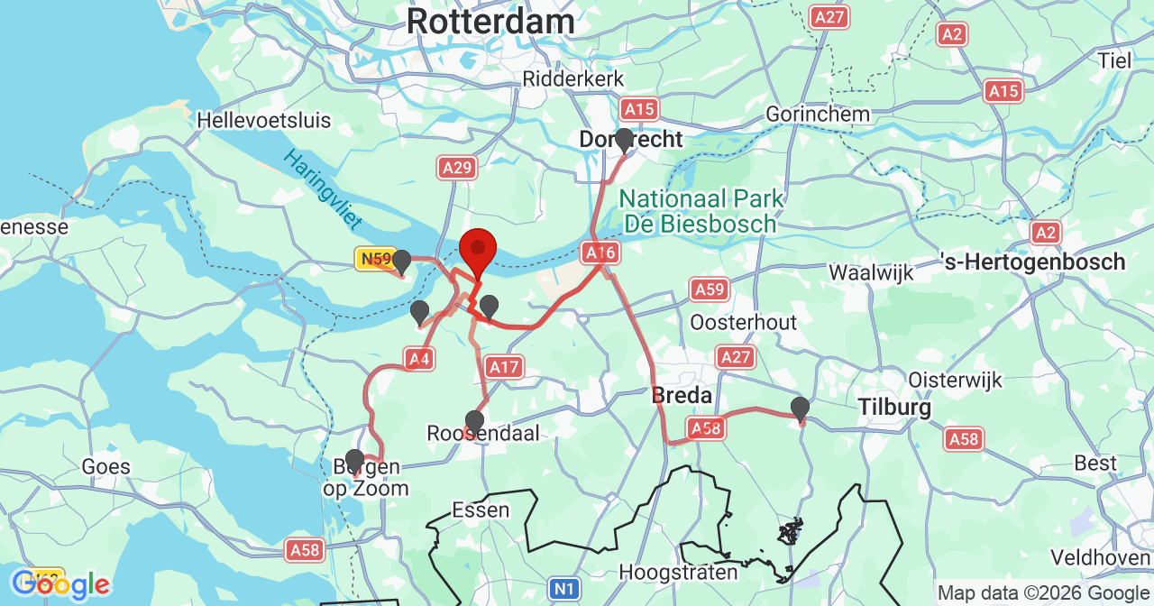 Kaart van het incident in Willemstad met de aanrijroutes van de gealarmeerde eenheden