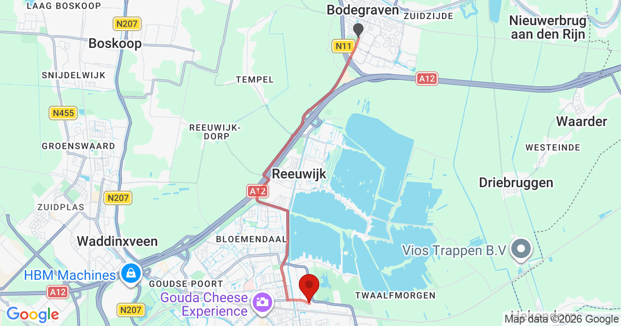 Kaart van het incident in Gouda met de aanrijroutes van de gealarmeerde eenheden