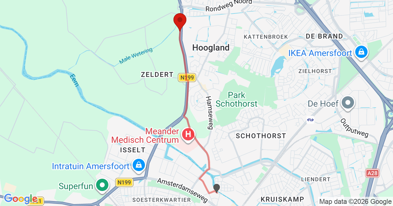 Kaart van het incident in Hoogland met de aanrijroutes van de gealarmeerde eenheden