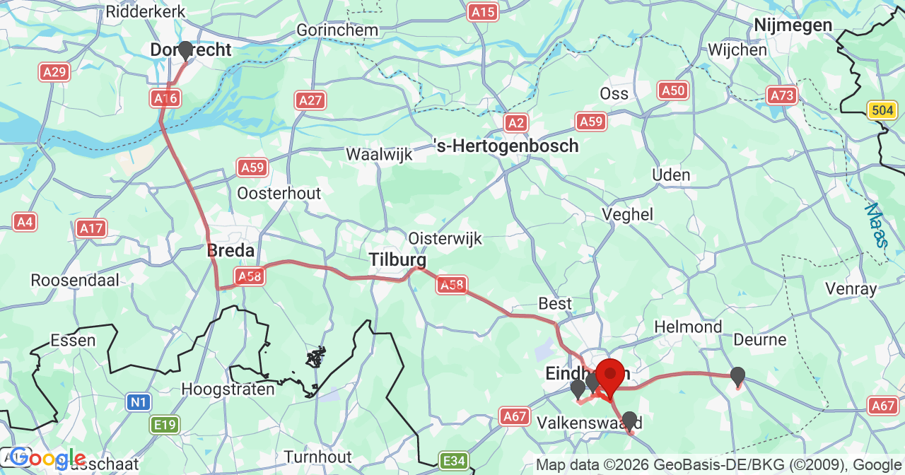 Kaart van het incident in Waalre met de aanrijroutes van de gealarmeerde eenheden
