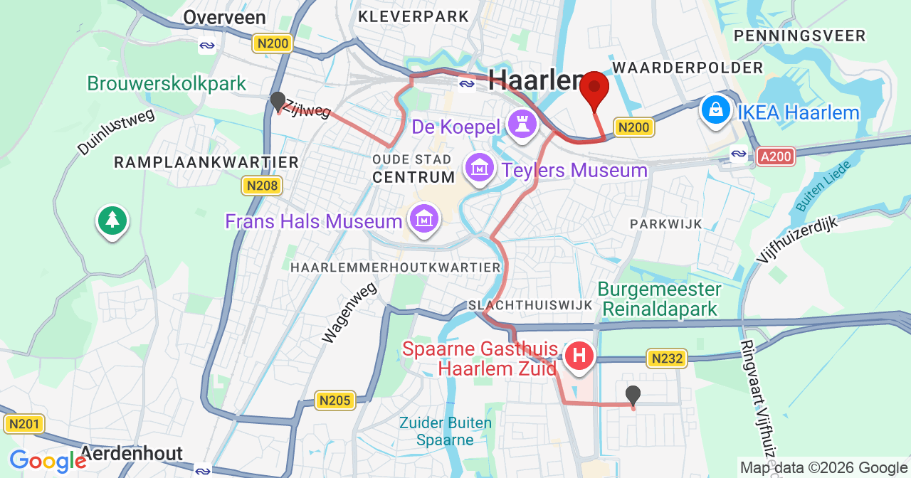 Kaart van het incident in Haarlem met de aanrijroutes van de gealarmeerde eenheden