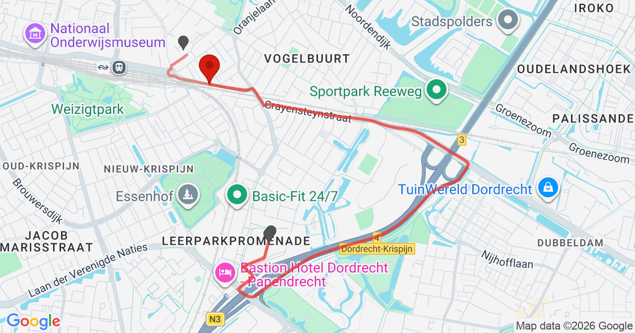Kaart van het incident in Dordrecht met de aanrijroutes van de gealarmeerde eenheden