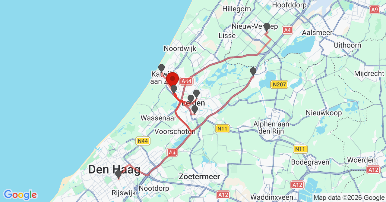 Kaart van het incident in Valkenburg ZH met de aanrijroutes van de gealarmeerde eenheden