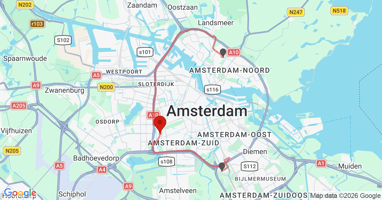 Kaart van het incident in Amsterdam met de aanrijroutes van de gealarmeerde eenheden