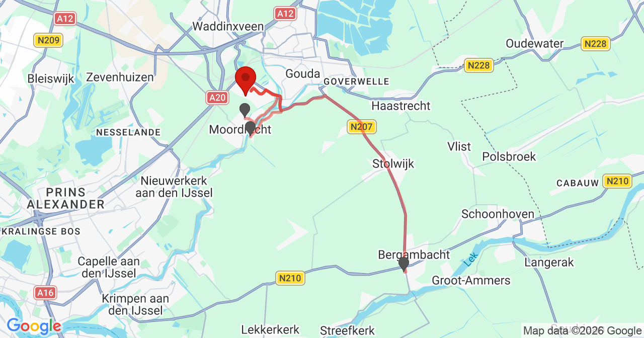 Kaart van het incident in Moordrecht met de aanrijroutes van de gealarmeerde eenheden