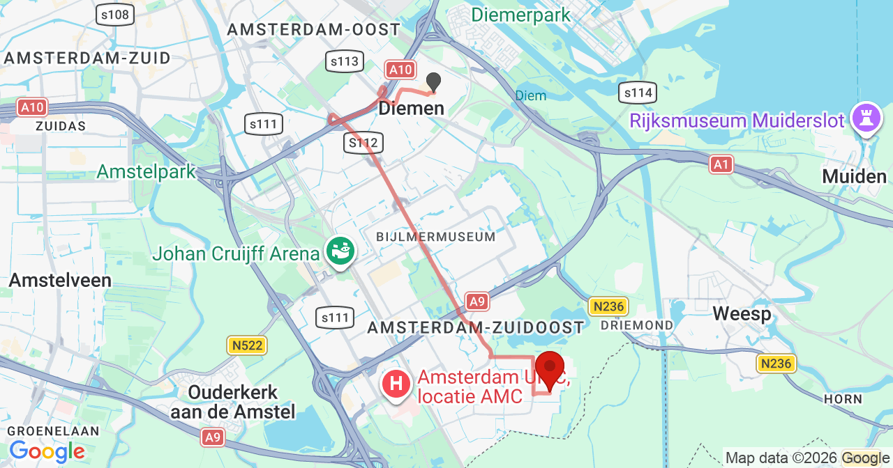 Kaart van het incident in Amsterdam met de aanrijroutes van de gealarmeerde eenheden