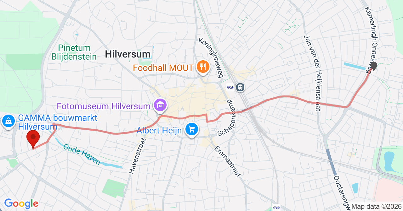 Kaart van het incident in Hilversum met de aanrijroutes van de gealarmeerde eenheden