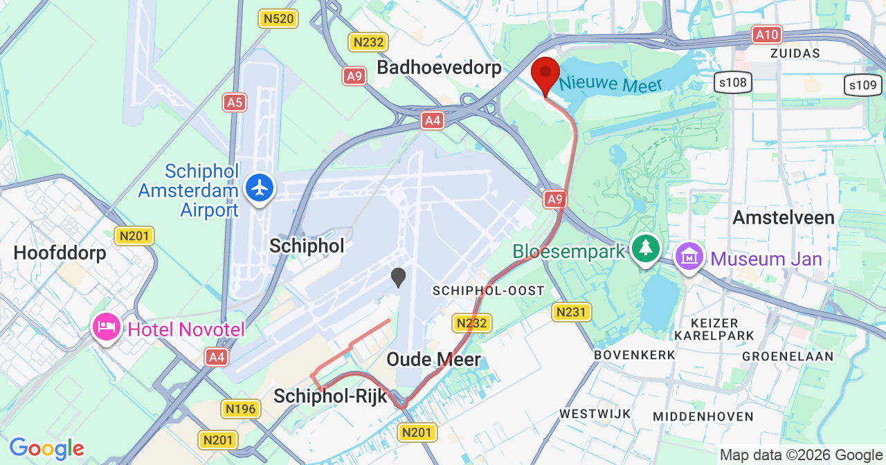 Kaart van het incident in Badhoevedorp met de aanrijroutes van de gealarmeerde eenheden