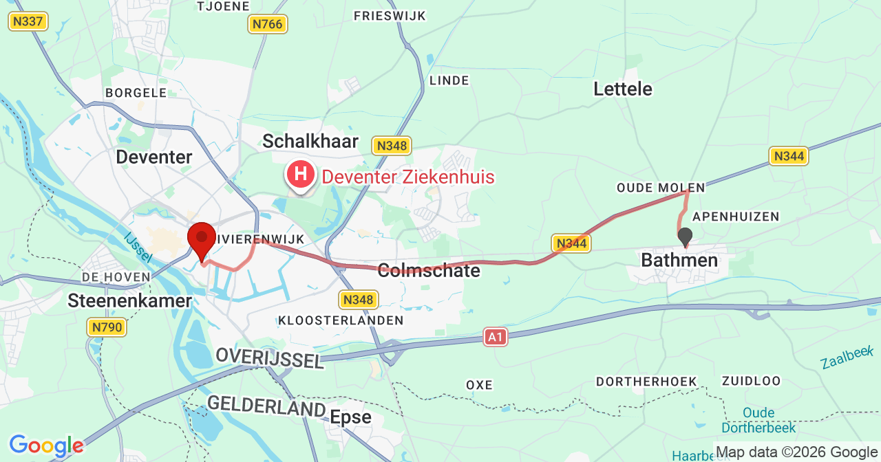Kaart van het incident in Deventer met de aanrijroutes van de gealarmeerde eenheden