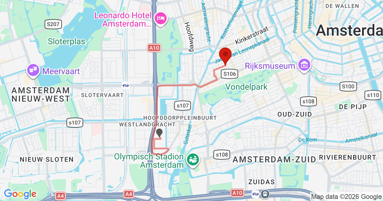 Kaart van het incident in Amsterdam met de aanrijroutes van de gealarmeerde eenheden