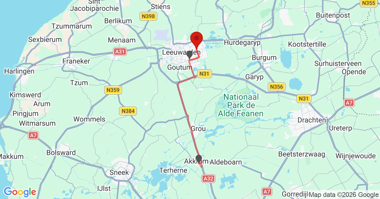 Kaart van het incident in Leeuwarden met de aanrijroutes van de gealarmeerde eenheden