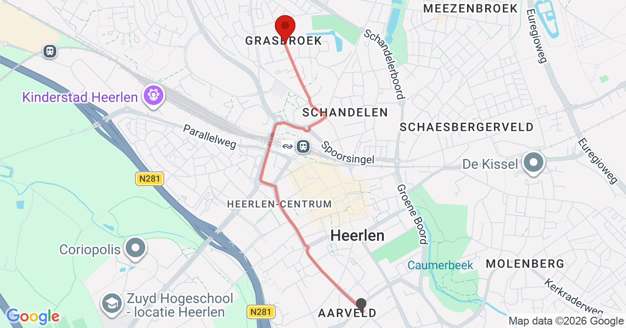 Kaart van het incident in Heerlen met de aanrijroutes van de gealarmeerde eenheden