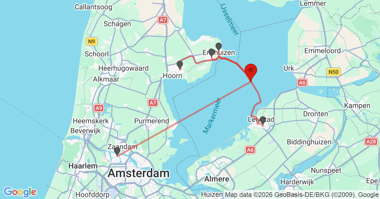 Kaart van het incident in Lelystad met de aanrijroutes van de gealarmeerde eenheden