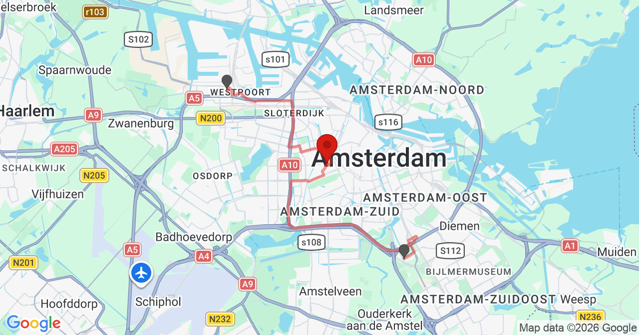 Kaart van het incident in Amsterdam met de aanrijroutes van de gealarmeerde eenheden