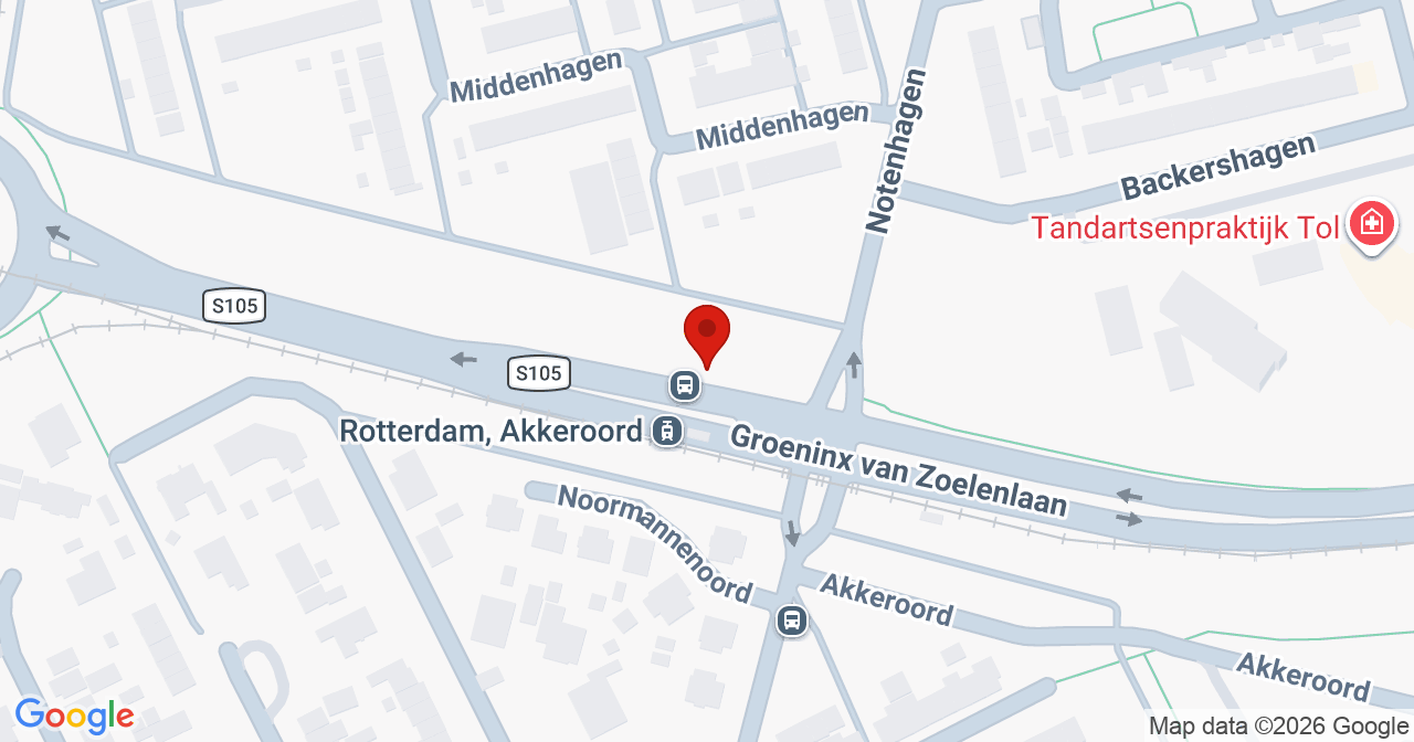 Kaart van het incident in Rotterdam met de aanrijroutes van de gealarmeerde eenheden