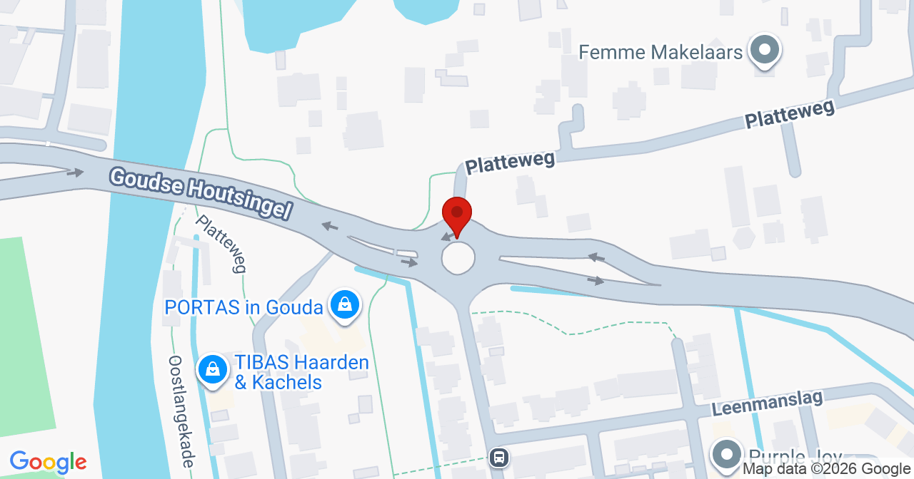 Kaart van het incident in Gouda met de aanrijroutes van de gealarmeerde eenheden