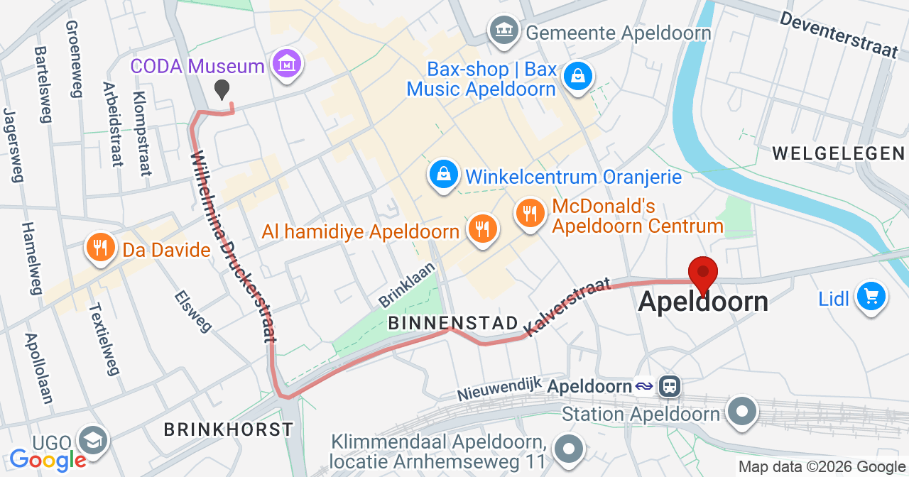 Kaart van het incident in Apeldoorn met de aanrijroutes van de gealarmeerde eenheden