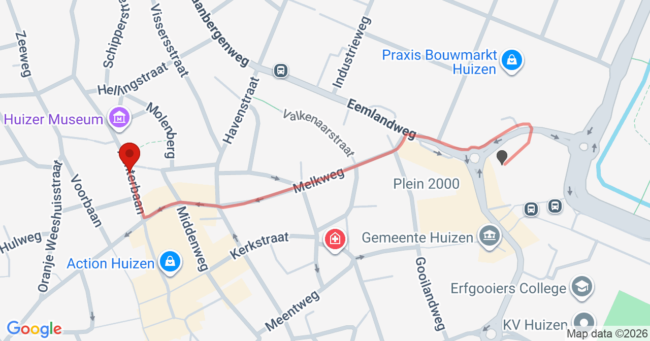 Kaart van het incident in Huizen met de aanrijroutes van de gealarmeerde eenheden