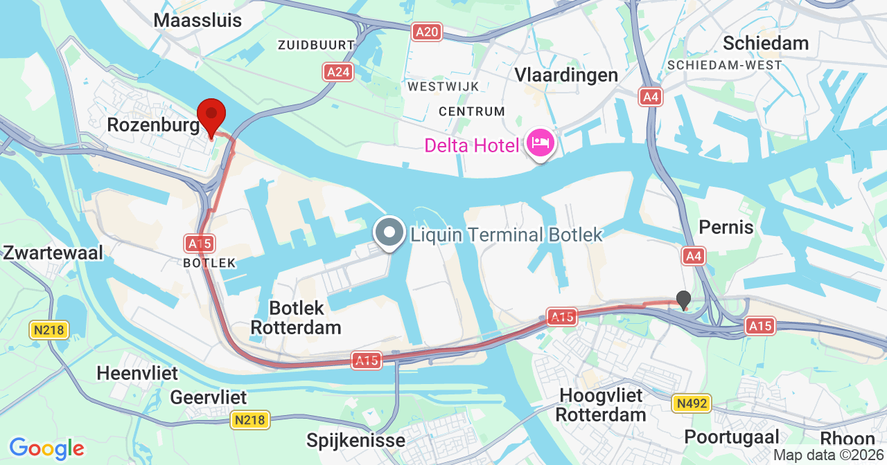 Kaart van het incident in Rotterdam met de aanrijroutes van de gealarmeerde eenheden