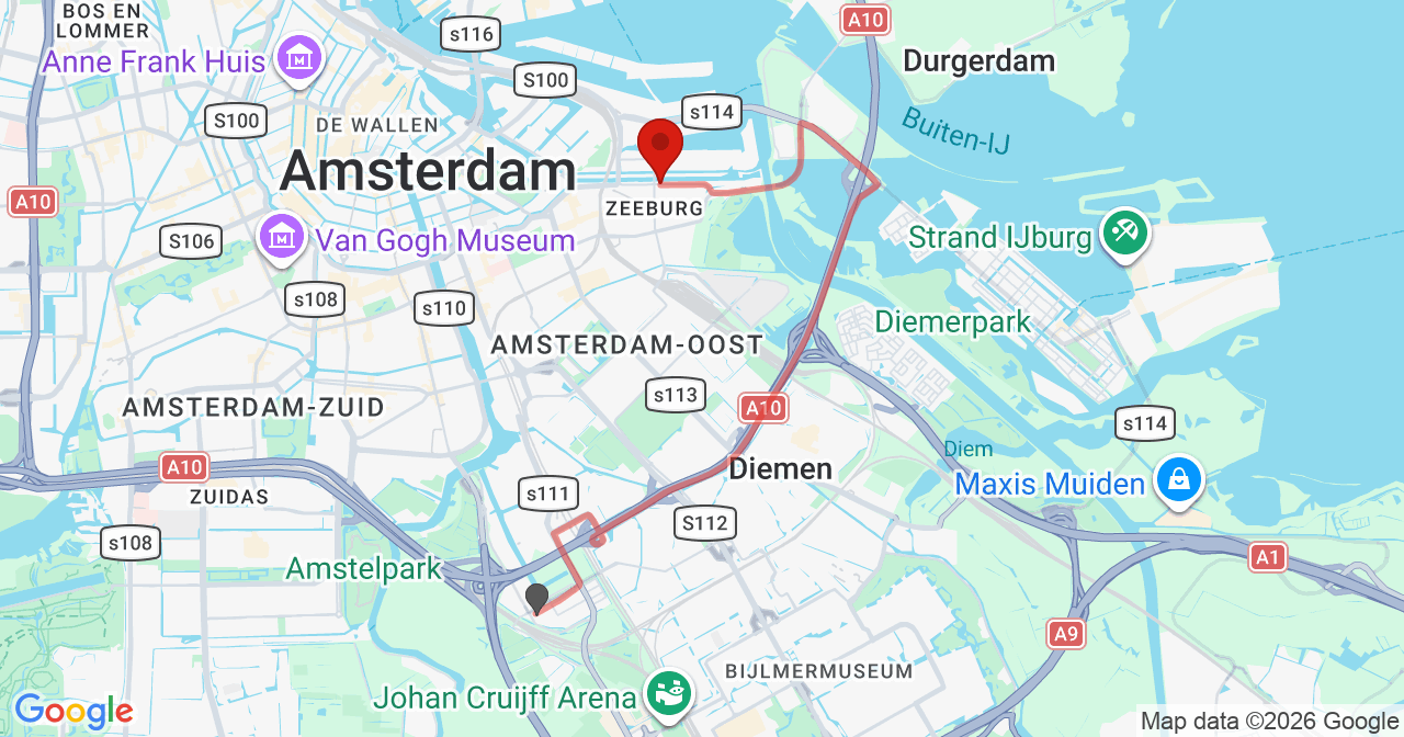 Kaart van het incident in Amsterdam met de aanrijroutes van de gealarmeerde eenheden