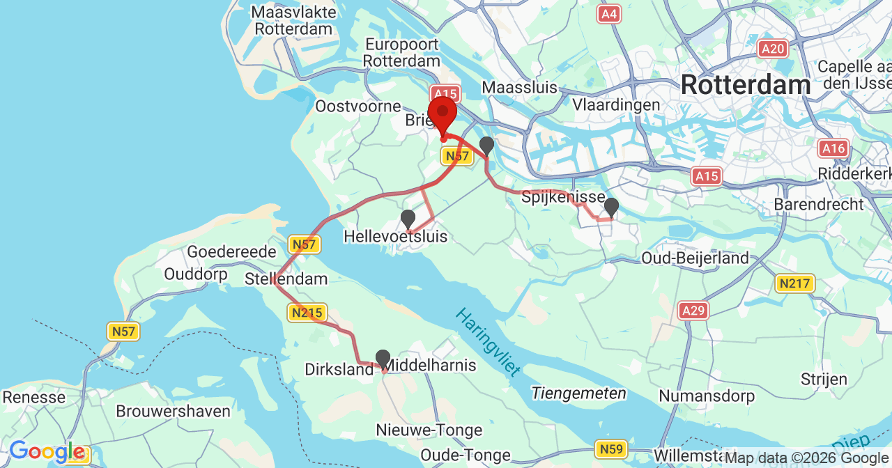Kaart van het incident in Vierpolders met de aanrijroutes van de gealarmeerde eenheden