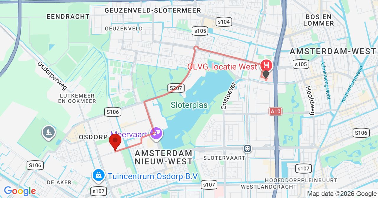 Kaart van het incident in Amsterdam met de aanrijroutes van de gealarmeerde eenheden
