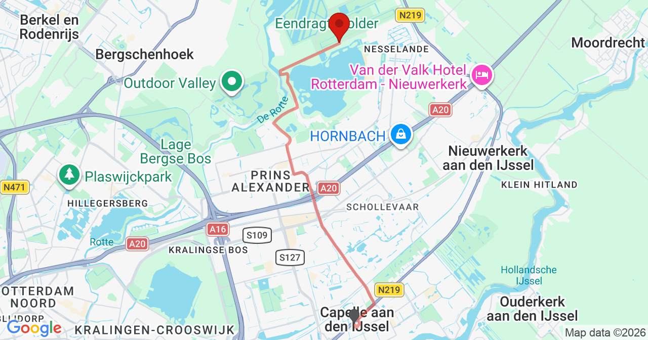 Kaart van het incident in Zevenhuizen met de aanrijroutes van de gealarmeerde eenheden