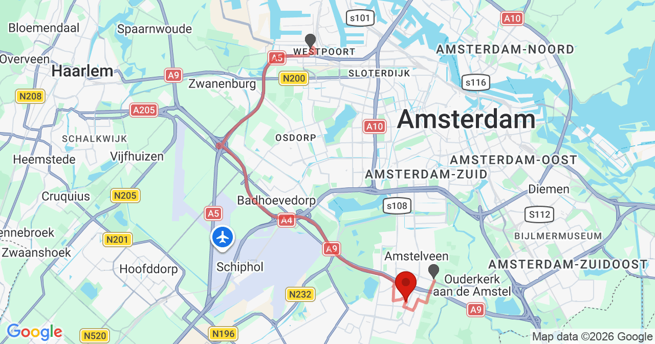 Kaart van het incident in Amstelveen met de aanrijroutes van de gealarmeerde eenheden