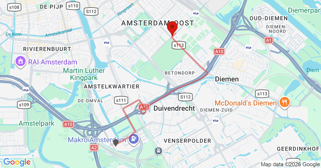 Kaart van het incident in Amsterdam met de aanrijroutes van de gealarmeerde eenheden