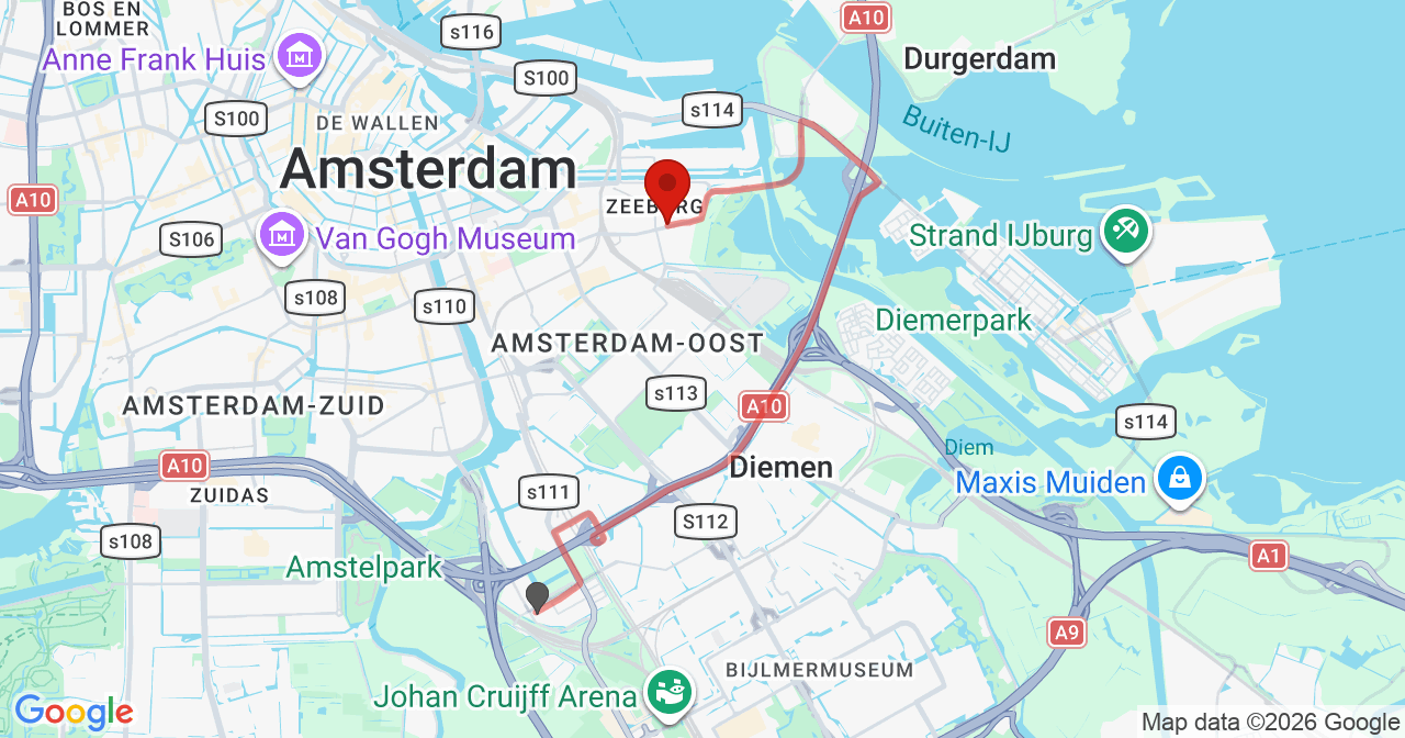 Kaart van het incident in Amsterdam met de aanrijroutes van de gealarmeerde eenheden