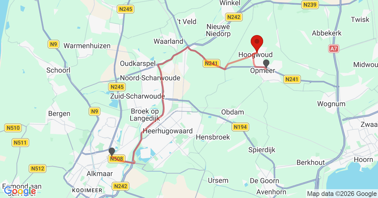 Kaart van het incident in Hoogwoud met de aanrijroutes van de gealarmeerde eenheden
