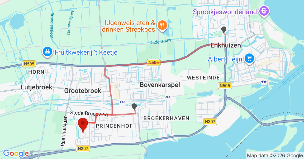 Kaart van het incident in Grootebroek met de aanrijroutes van de gealarmeerde eenheden