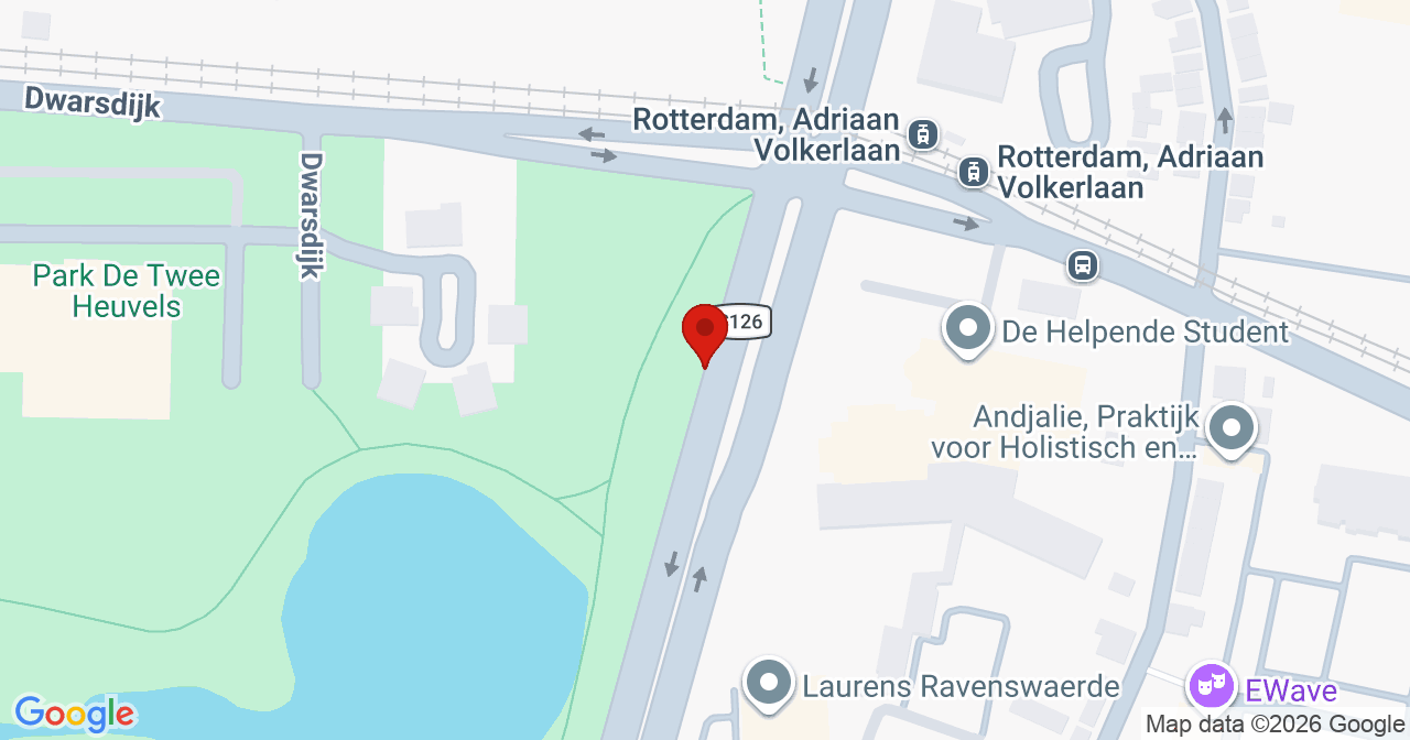 Kaart van het incident in Rotterdam met de aanrijroutes van de gealarmeerde eenheden