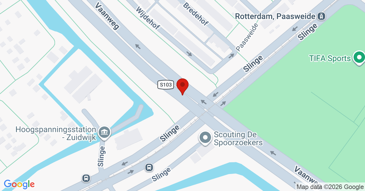 Kaart van het incident in Rotterdam met de aanrijroutes van de gealarmeerde eenheden