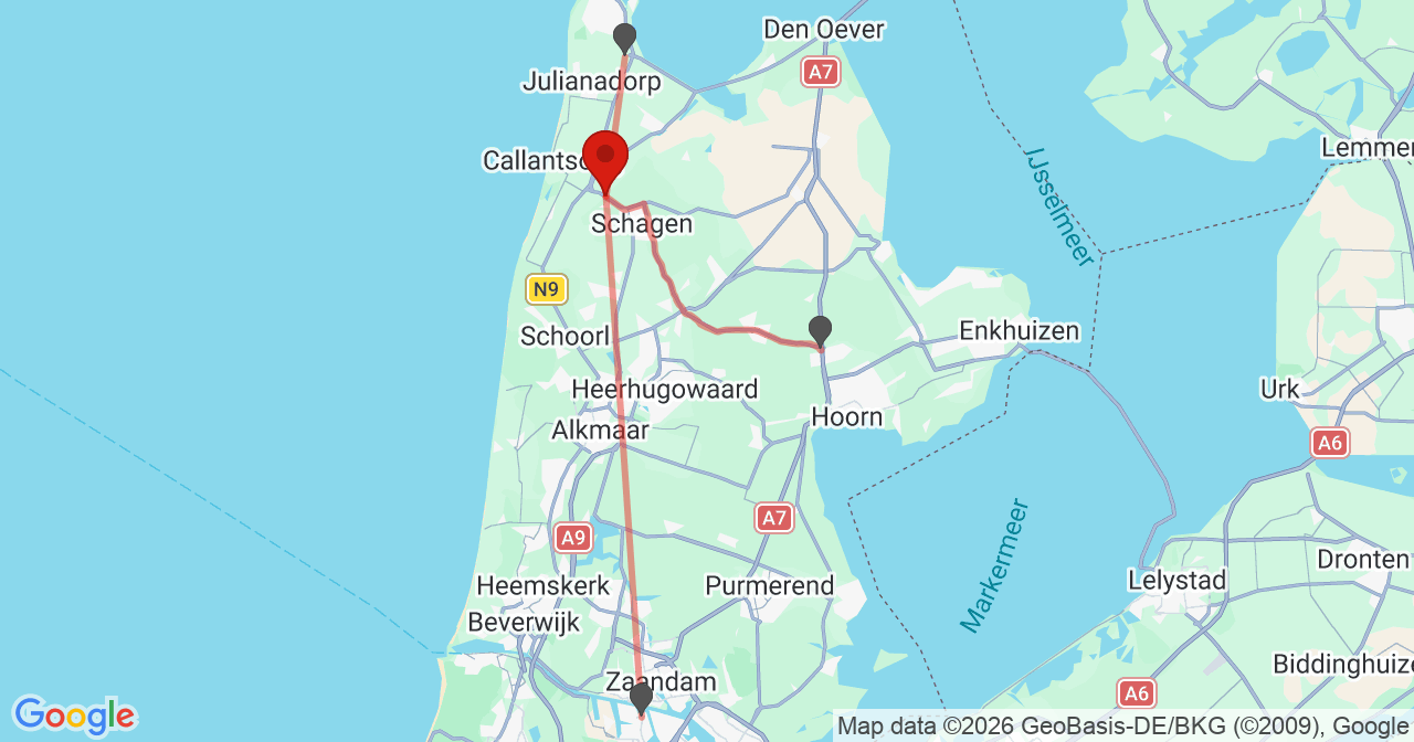 Kaart van het incident in Schagerbrug met de aanrijroutes van de gealarmeerde eenheden