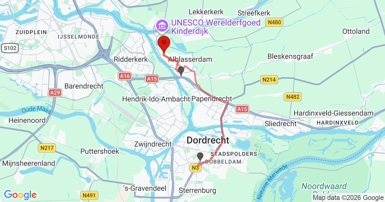 Kaart van het incident in Alblasserdam met de aanrijroutes van de gealarmeerde eenheden