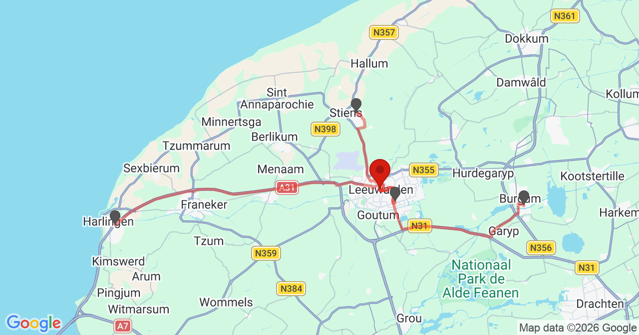 Kaart van het incident in Leeuwarden met de aanrijroutes van de gealarmeerde eenheden