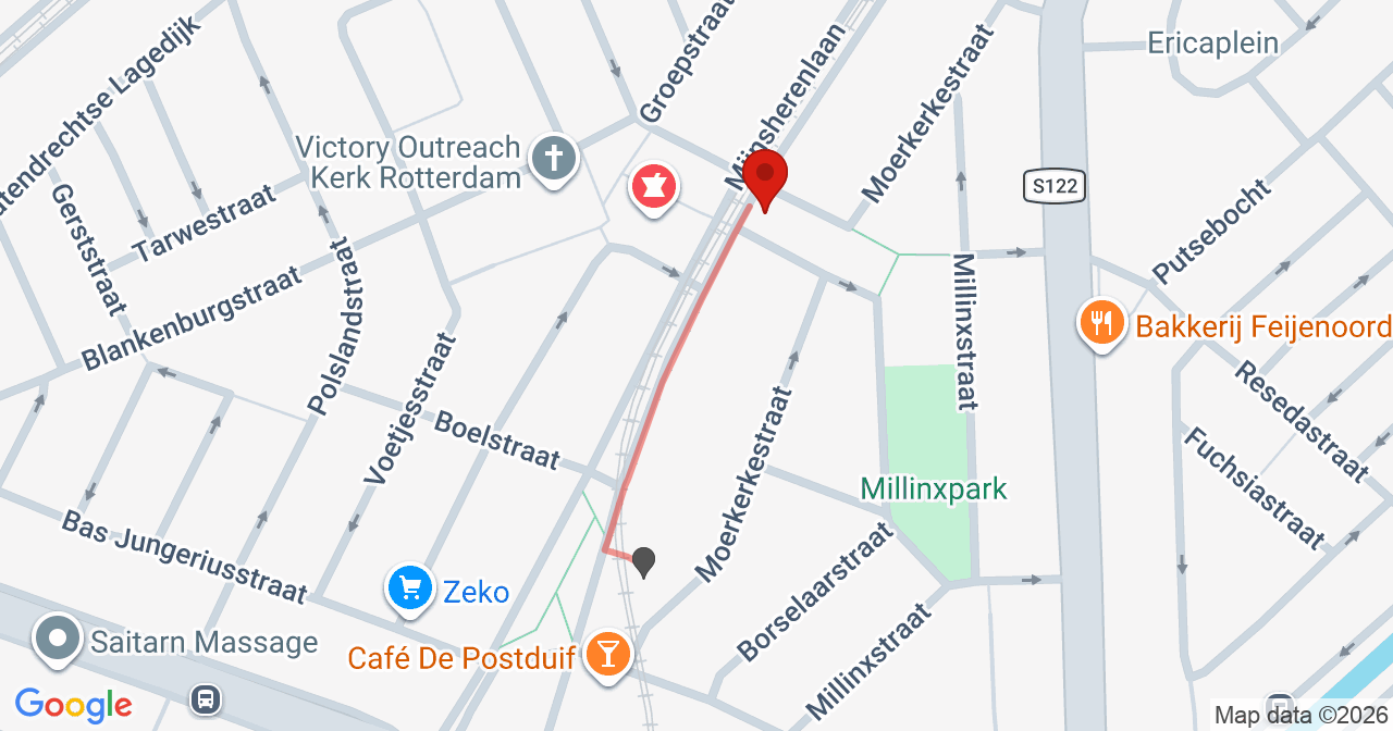 Kaart van het incident in Rotterdam met de aanrijroutes van de gealarmeerde eenheden