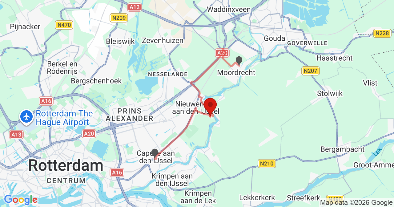 Kaart van het incident in Nieuwerkerk met de aanrijroutes van de gealarmeerde eenheden