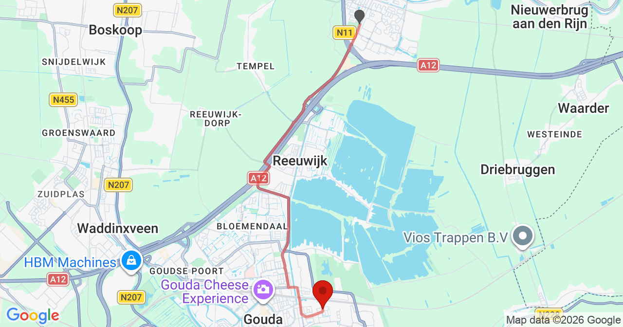Kaart van het incident in Gouda met de aanrijroutes van de gealarmeerde eenheden