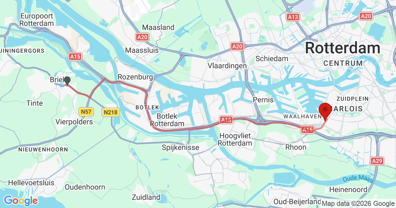 Kaart van het incident in Rotterdam met de aanrijroutes van de gealarmeerde eenheden