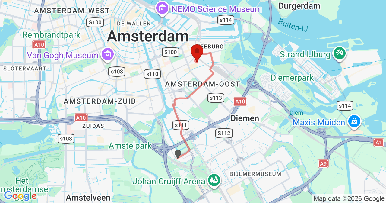 Kaart van het incident in Amsterdam met de aanrijroutes van de gealarmeerde eenheden
