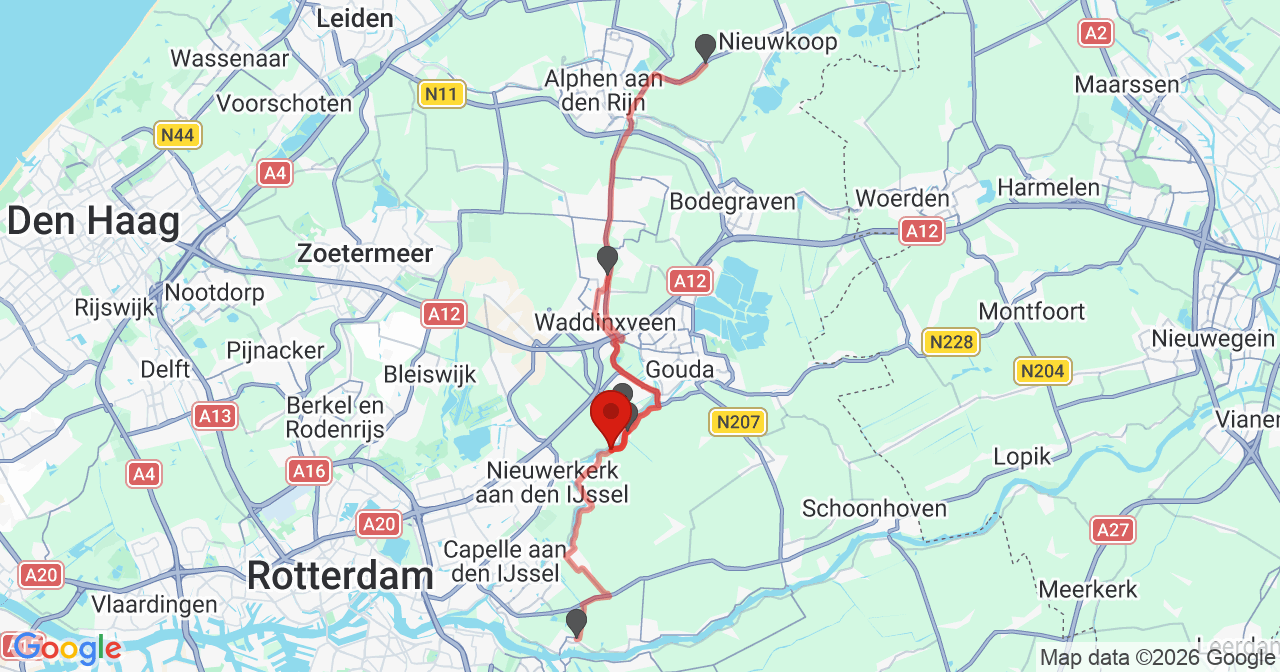 Kaart van het incident in Gouderak met de aanrijroutes van de gealarmeerde eenheden
