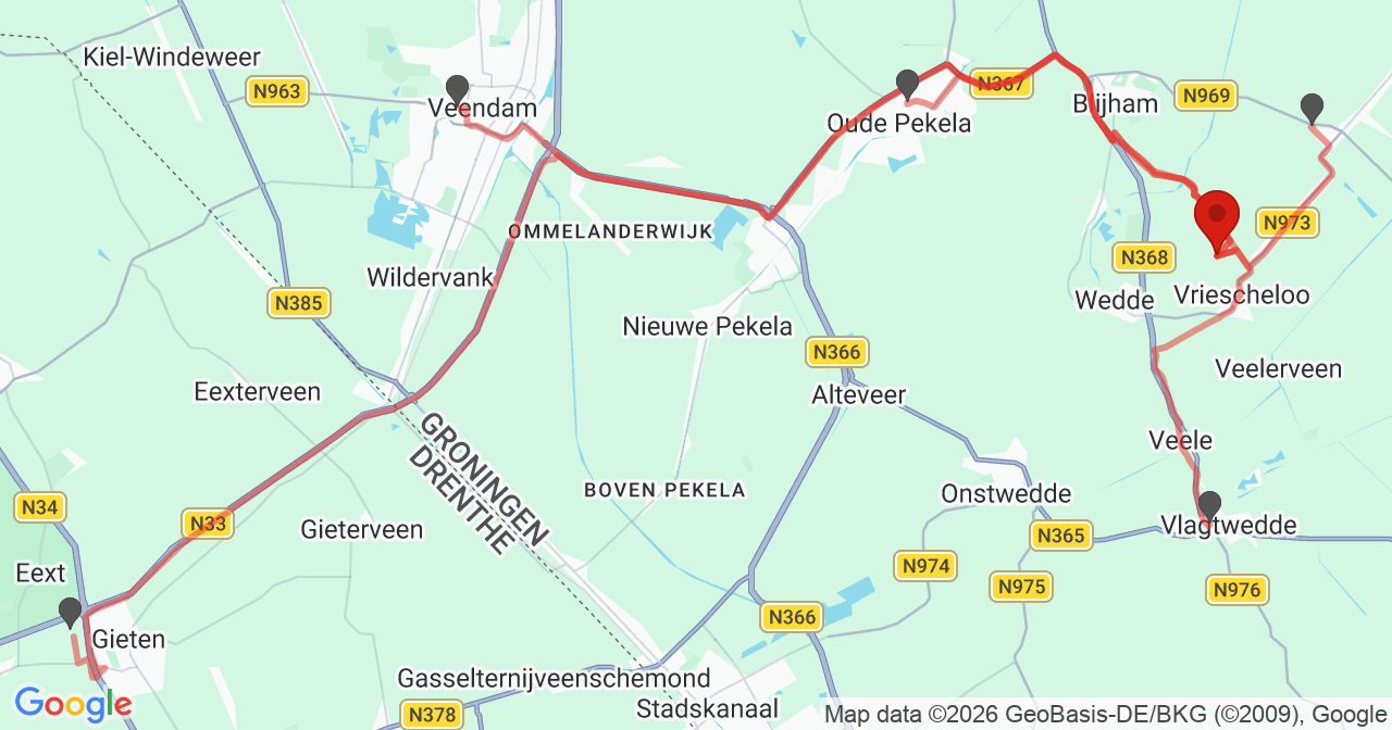 Kaart van het incident in Vriescheloo met de aanrijroutes van de gealarmeerde eenheden
