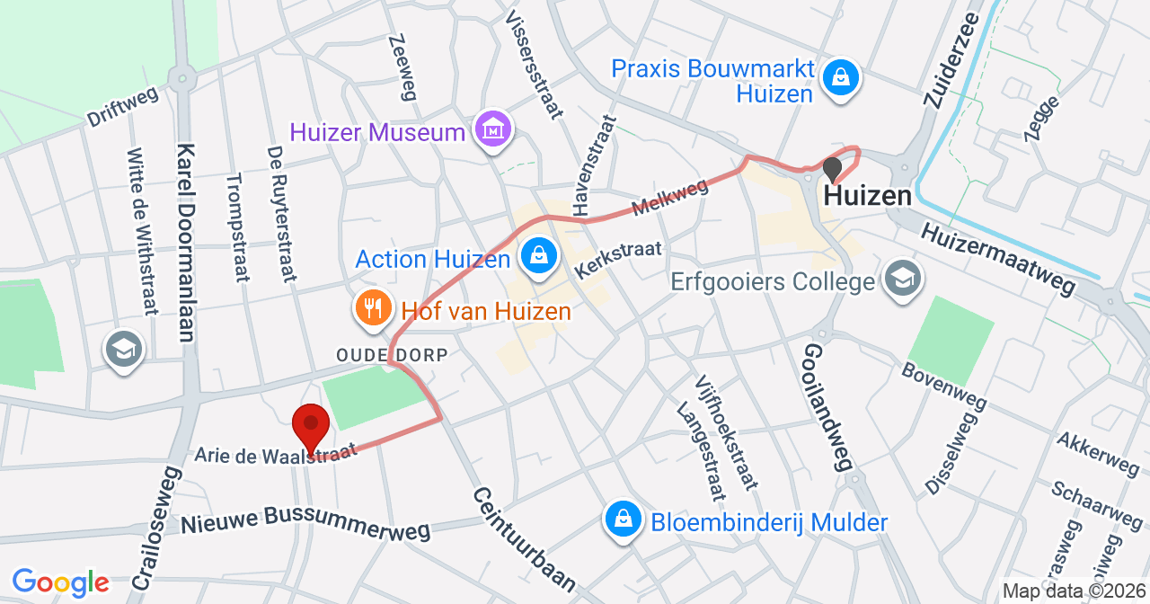Kaart van het incident in Huizen met de aanrijroutes van de gealarmeerde eenheden