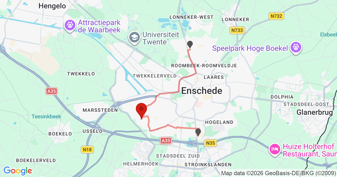 Kaart van het incident in Enschede met de aanrijroutes van de gealarmeerde eenheden