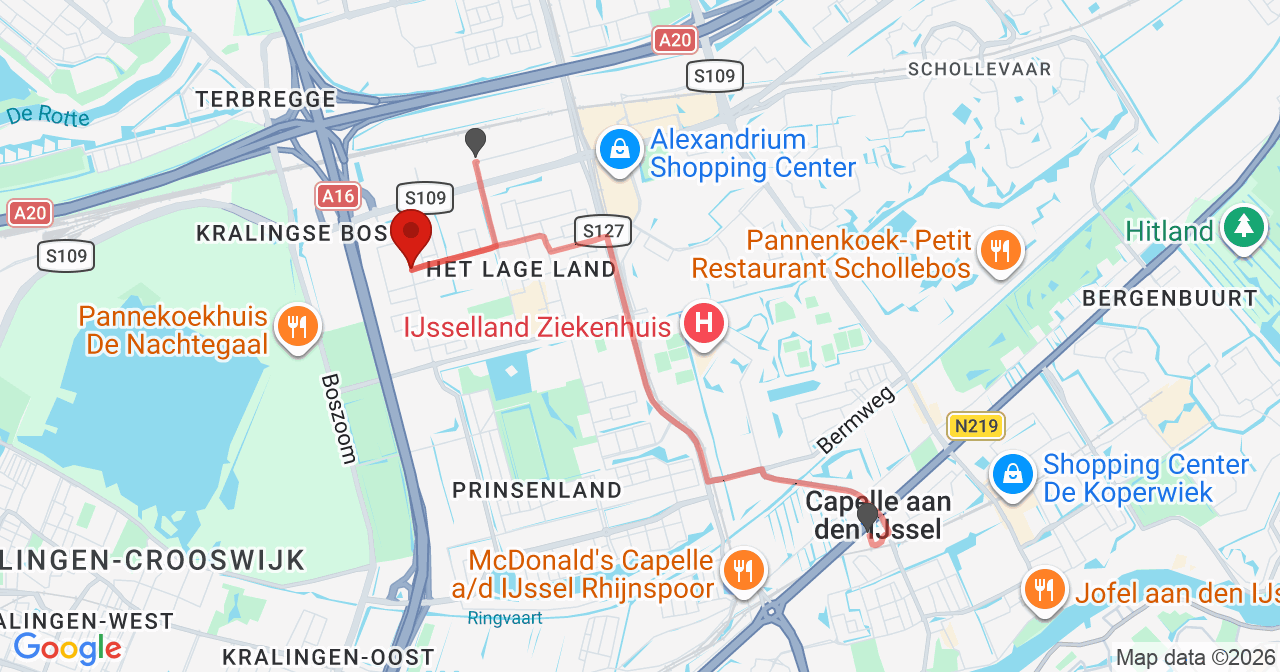 Kaart van het incident in Rotterdam met de aanrijroutes van de gealarmeerde eenheden
