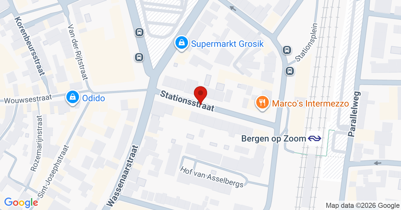 Kaart van het incident in Bergen op Zoom met de aanrijroutes van de gealarmeerde eenheden